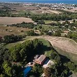 Adele - Historic Dimora With Pool & Sea View セニガッリア