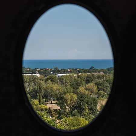 Willa Adele - Historic Dimora With Pool & Sea View